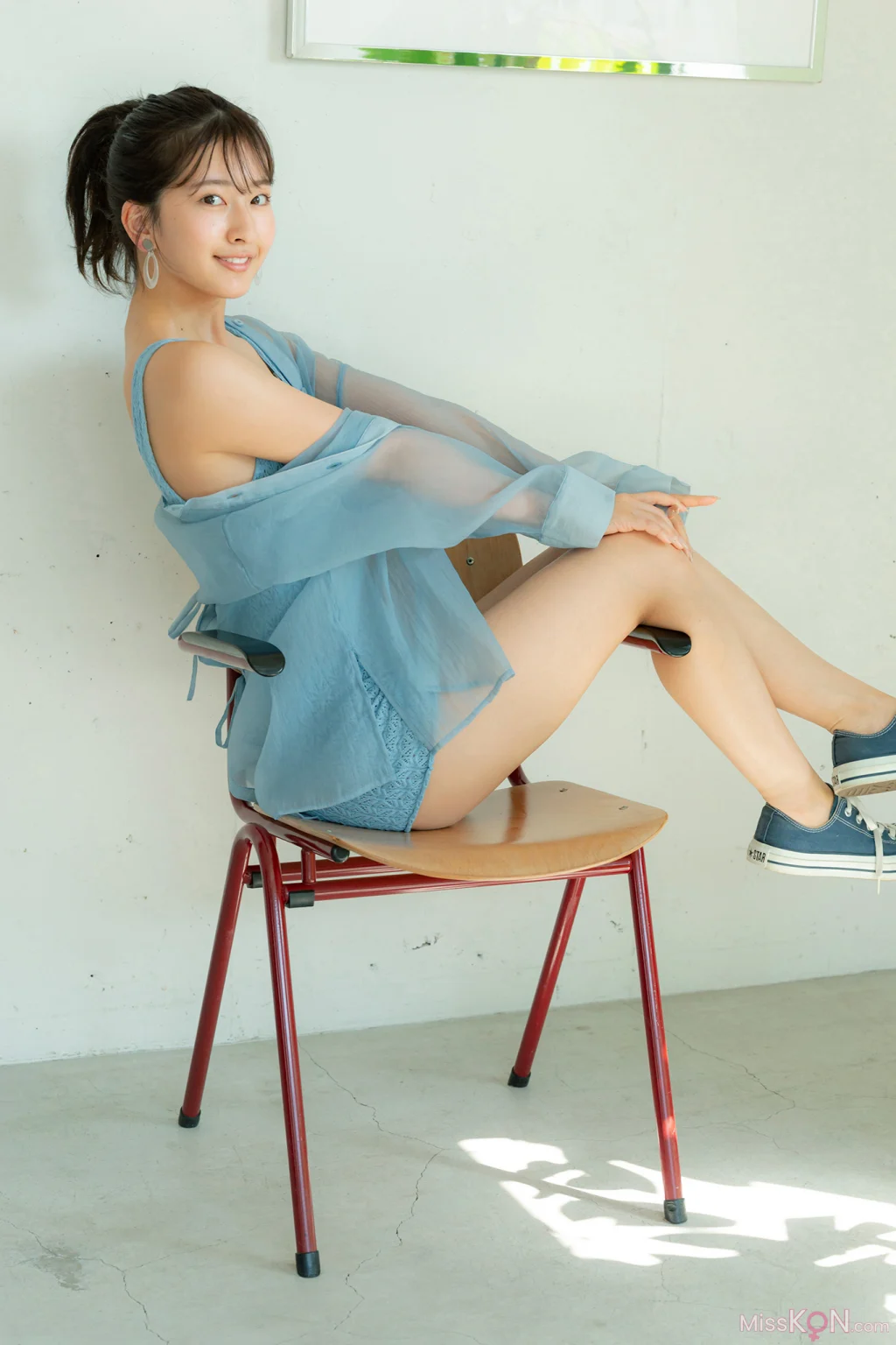 [JP] Rina Saito (斉藤里奈): ミスマガのアソビバ！ミスマガ２０２２ おしゃかわグラビア ヤンマガデジタル写真集 (36 photos)