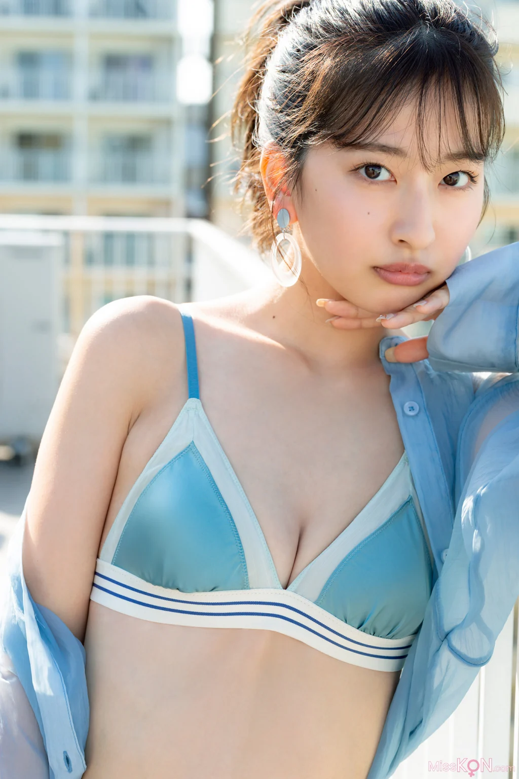 [JP] Rina Saito (斉藤里奈): ミスマガのアソビバ！ミスマガ２０２２ おしゃかわグラビア ヤンマガデジタル写真集 (36 photos) – Page 2