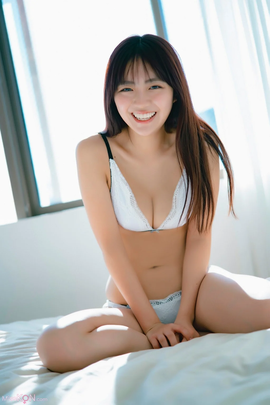 [JP] Toyoda Runa (豊田ルナ): デジタル写真集 キミに恋して ENTAME36℃デジタル写真集 (53 photos)
