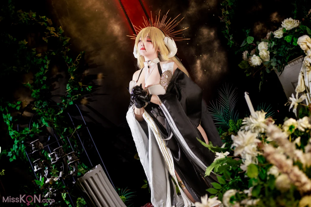 Coser@阿雪雪: 修女怨仇 (90 photos + 4 videos)
