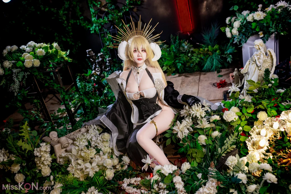 Coser@阿雪雪: 修女怨仇 (90 photos + 4 videos)