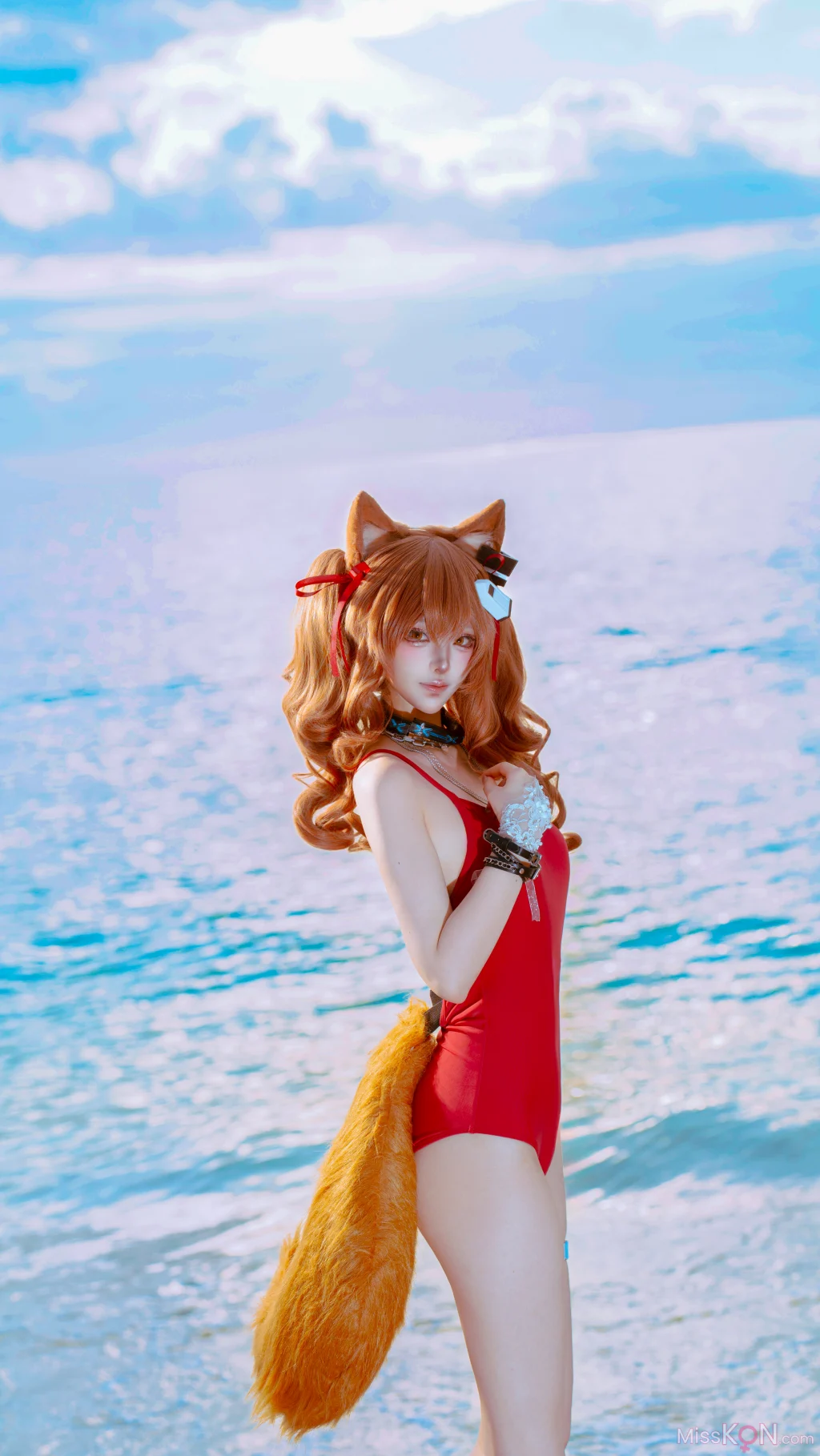 Coser@Tsuki_月隐: 安杰丽娜泳装 (44 photos)